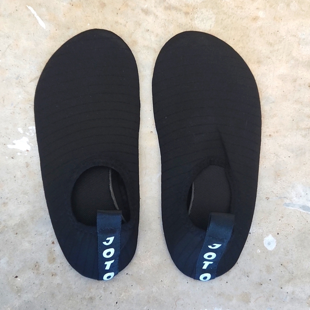 Joto Black Quick Dry Water Shoes